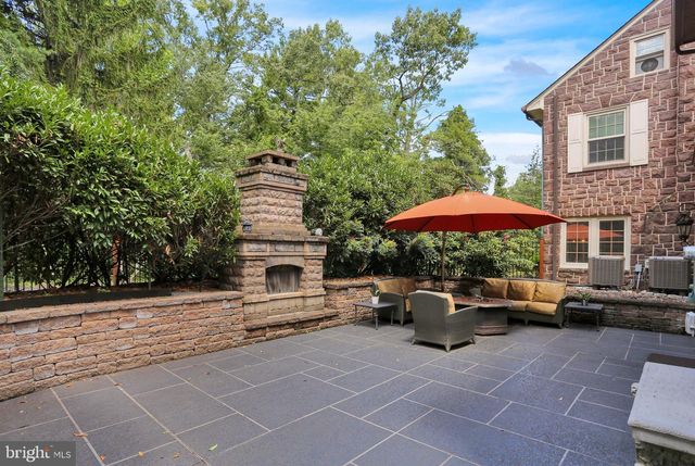 459 MOUNT PENN RD, Reading, PA 19607