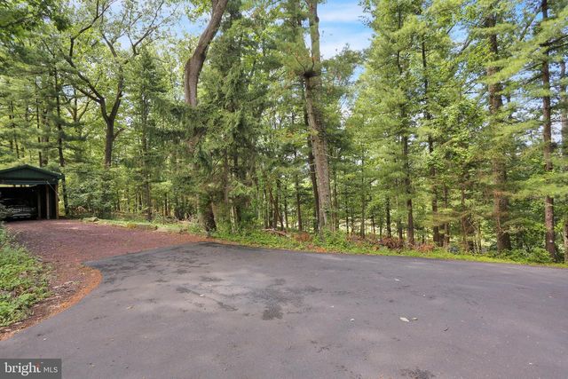 459 MOUNT PENN RD, Reading, PA 19607