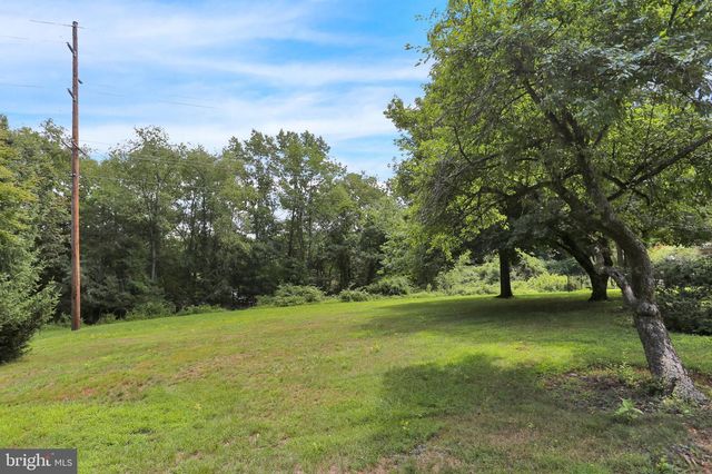 459 MOUNT PENN RD, Reading, PA 19607
