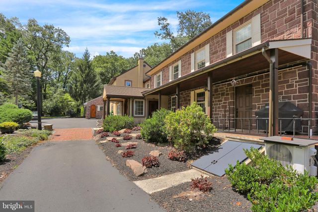 459 MOUNT PENN RD, Reading, PA 19607