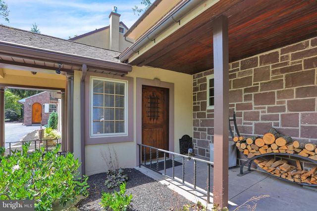 459 MOUNT PENN RD, Reading, PA 19607