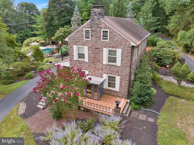 459 MOUNT PENN RD, Reading, PA 19607
