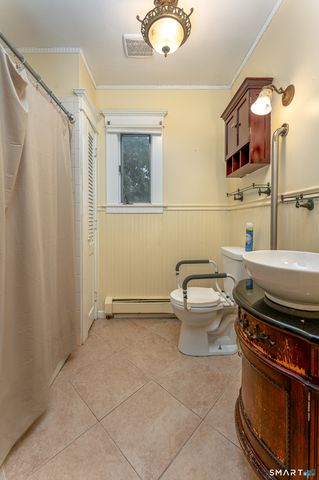 46 Forbes Place, East Haven, CT 06512