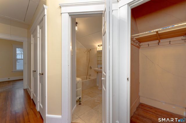 46 Forbes Place, East Haven, CT 06512