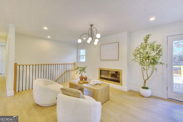 7235 NE Thornhill Lane, Atlanta, GA 30328