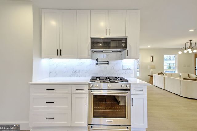 7235 NE Thornhill Lane, Atlanta, GA 30328