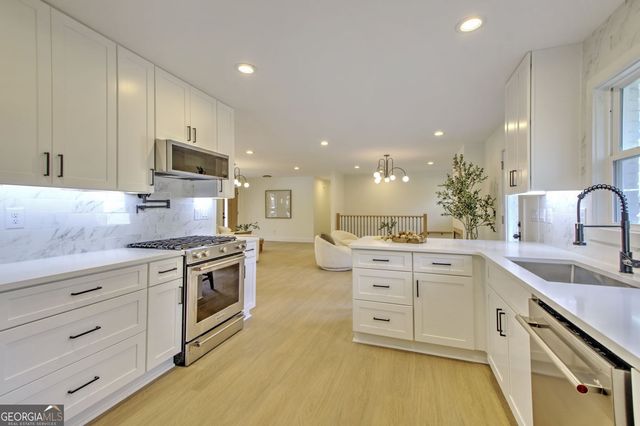 7235 NE Thornhill Lane, Atlanta, GA 30328