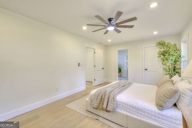 7235 NE Thornhill Lane, Atlanta, GA 30328