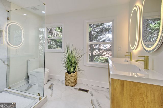 7235 NE Thornhill Lane, Atlanta, GA 30328