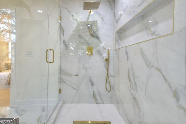 7235 NE Thornhill Lane, Atlanta, GA 30328