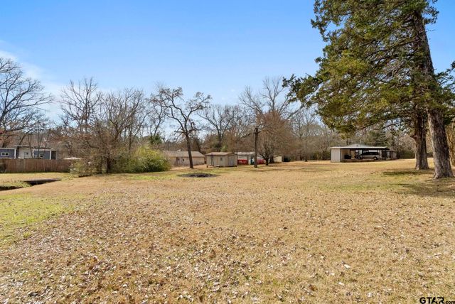 15941 San Augustine, Tyler, TX 75704