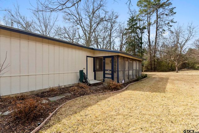 15941 San Augustine, Tyler, TX 75704