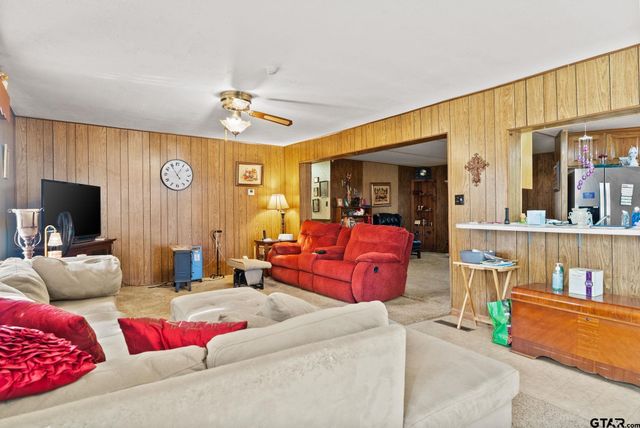 15941 San Augustine, Tyler, TX 75704