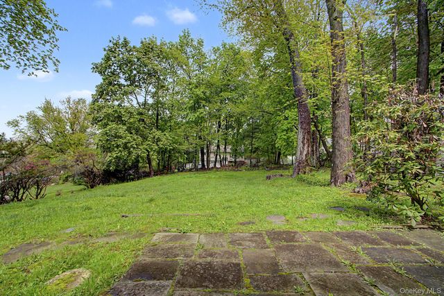 26 Garden Road, Mahopac, NY 10541