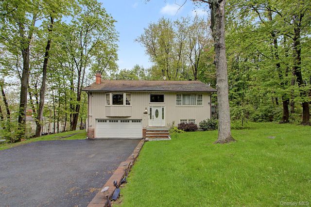 26 Garden Road, Mahopac, NY 10541