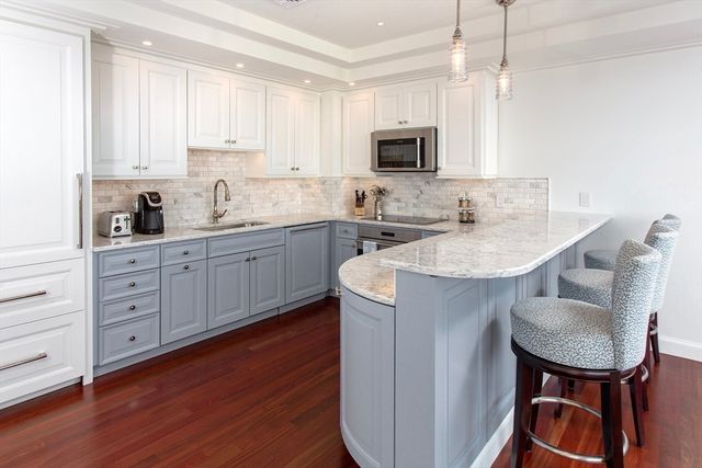 2 Commonwealth Avenue PH3-4, Boston, MA 02116