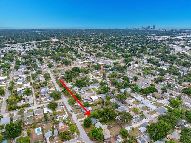 2926 40TH AVENUE N, St Petersburg, FL 33714