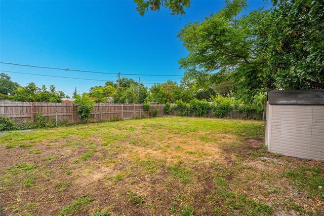 2926 40TH AVENUE N, St Petersburg, FL 33714