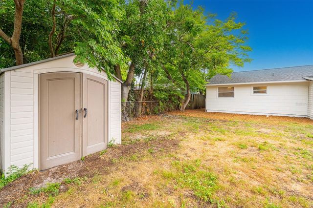 2926 40TH AVENUE N, St Petersburg, FL 33714