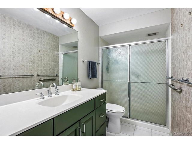 460 S Marion Pkwy S C-1001, Denver, CO 80209