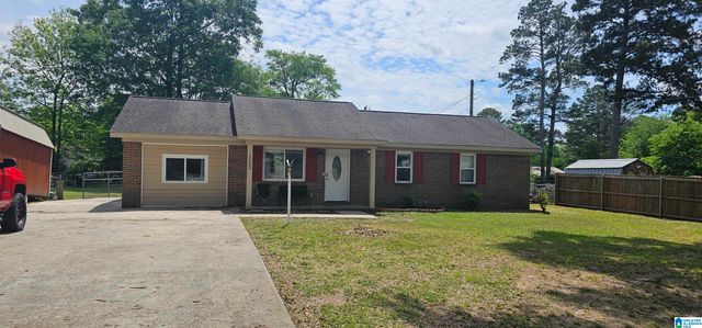 1205 CAGLE STREET NE, Hanceville, AL 35077
