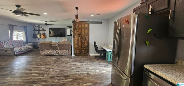 1205 CAGLE STREET NE, Hanceville, AL 35077