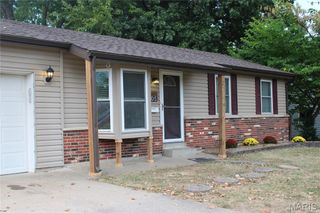 805 Saint Joseph Avenue, O'fallon, MO 63366