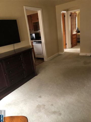 5 Bond Place, North Arlington, NJ 07031