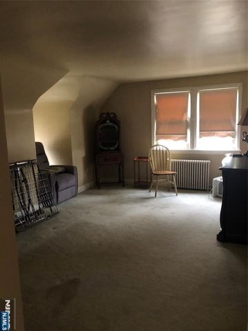 5 Bond Place, North Arlington, NJ 07031