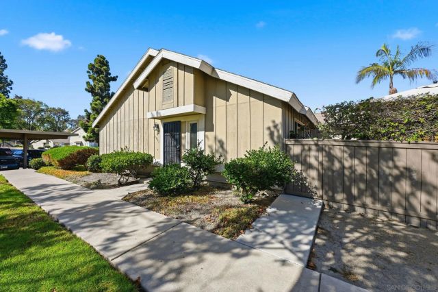 7061 Appian Dr B, San Diego, CA 92139