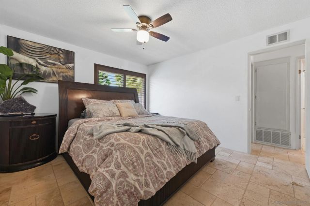 7061 Appian Dr B, San Diego, CA 92139