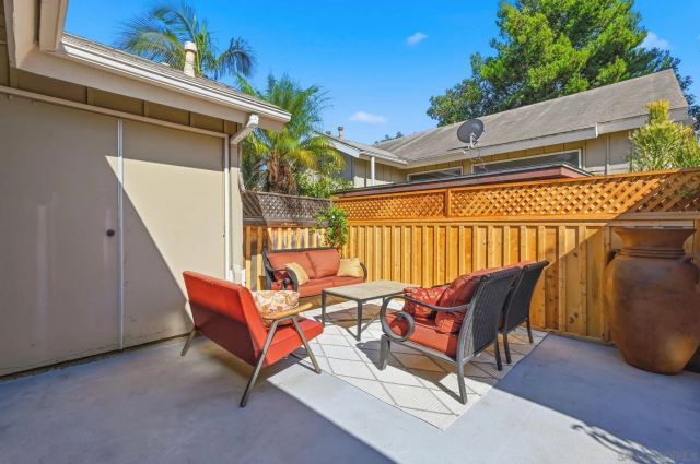 7061 Appian Dr B, San Diego, CA 92139
