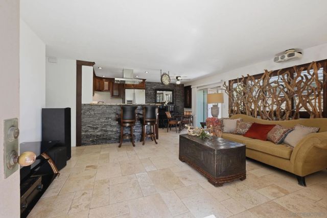 7061 Appian Dr B, San Diego, CA 92139