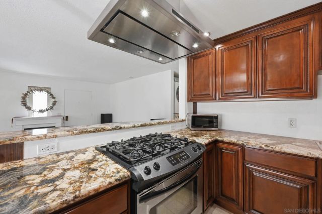7061 Appian Dr B, San Diego, CA 92139