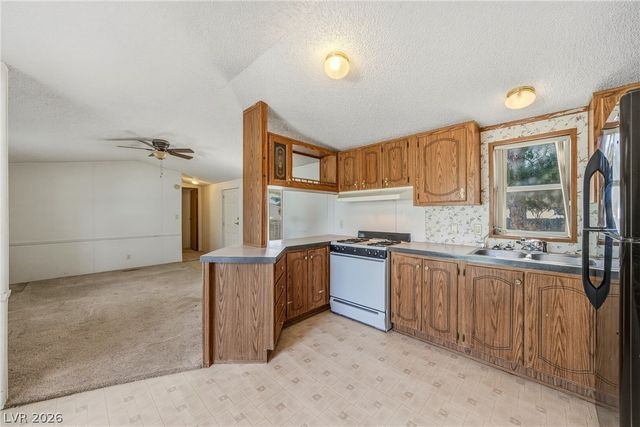 110 Tonopah Trail, Pahrump, NV 89048