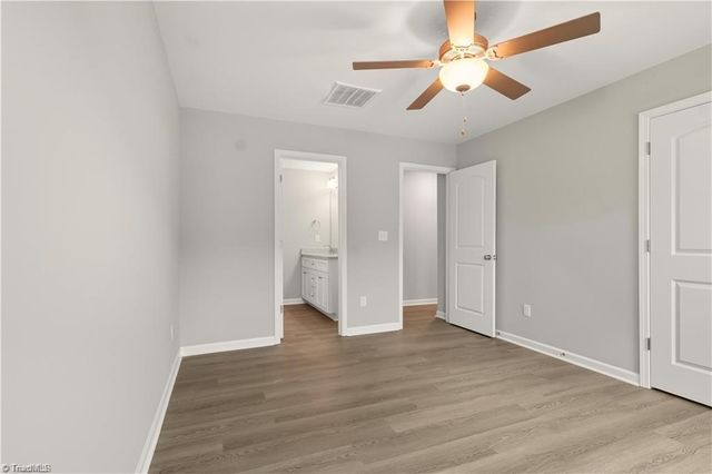 1611 N Cleveland Avenue, Winston-salem, NC 27105