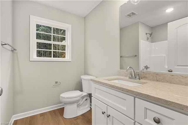 1611 N Cleveland Avenue, Winston-salem, NC 27105