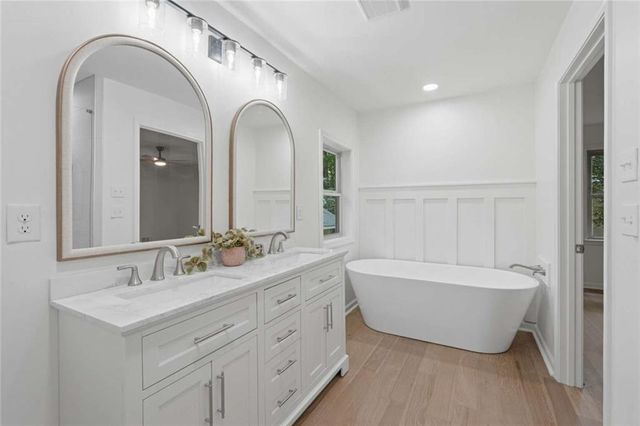 3411 Lake Ridge Place, Gainesville, GA 30506