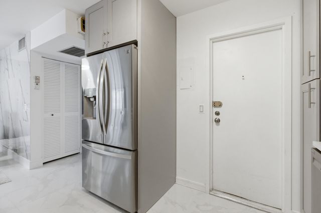 2101 S Ocean Drive 1507, Hollywood, FL 33019