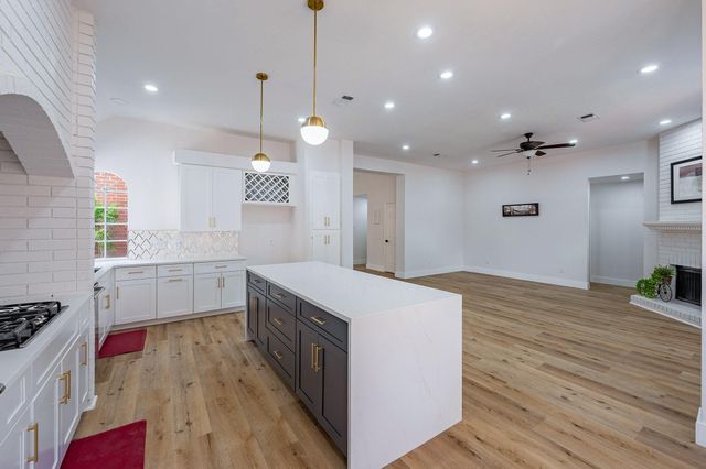 3311 Richland Drive, Sugar Land, TX 77478