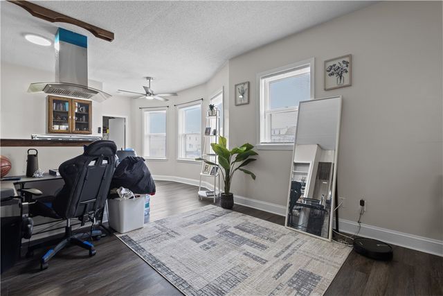 129 Academy Avenue, Providence, RI 02908