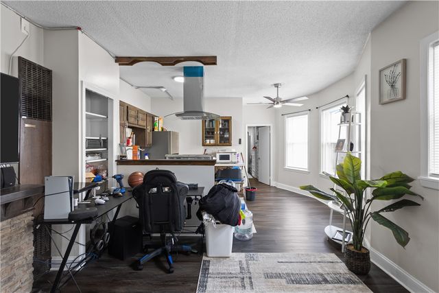 129 Academy Avenue, Providence, RI 02908