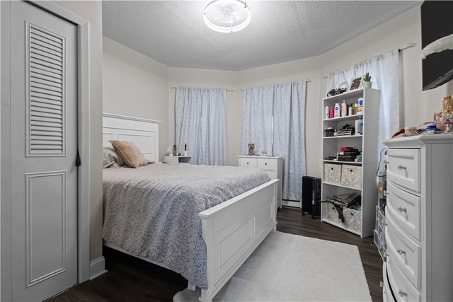 129 Academy Avenue, Providence, RI 02908