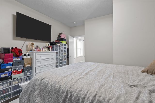 129 Academy Avenue, Providence, RI 02908