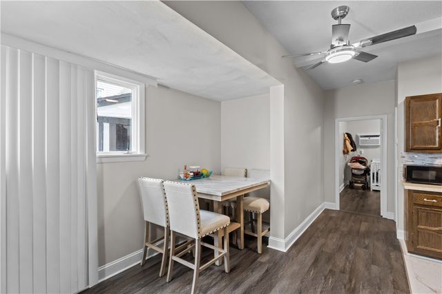 129 Academy Avenue, Providence, RI 02908