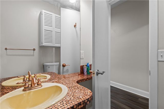 129 Academy Avenue, Providence, RI 02908