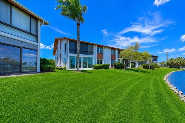 4857 INDEPENDENCE DRIVE, Bradenton, FL 34210