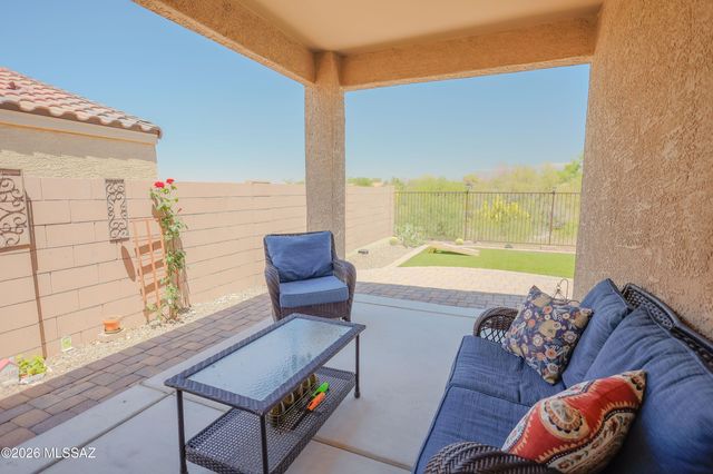 14031 E Golden Oaks Road, Vail, AZ 85641