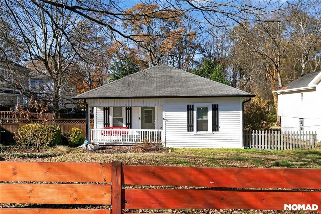 2218 Dunseath NW Avenue, Atlanta, GA 30318