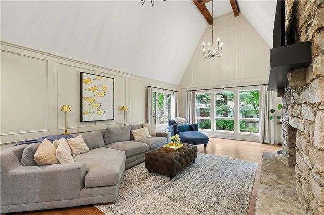 3416 W 123 Street, Leawood, KS 66209